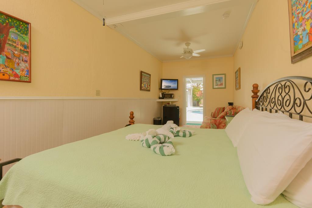 King Room with Pool View