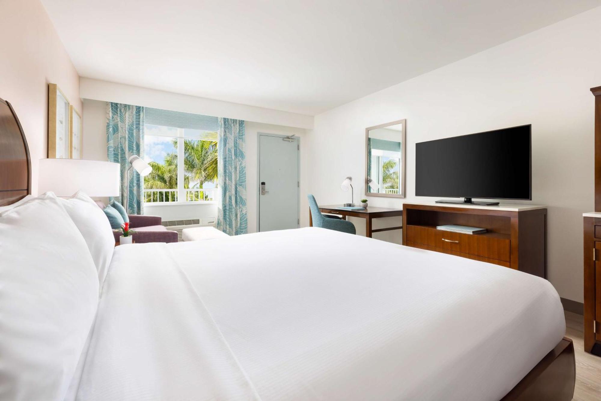 King Room with Sofa Bed