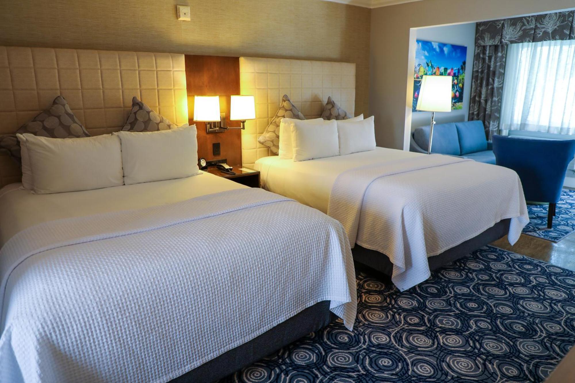 Queen Suite Two Queen Beds