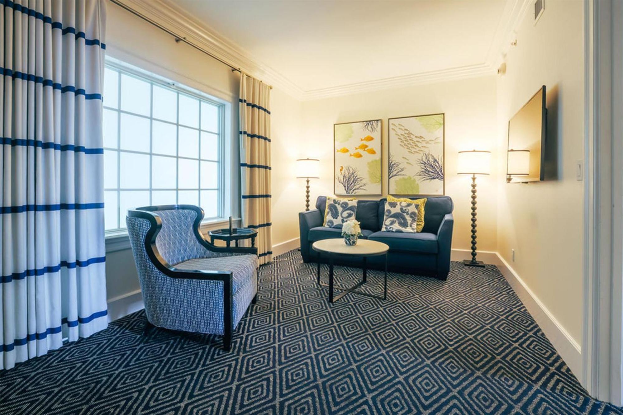 Suite Two Queen Beds Balcony Ocean View