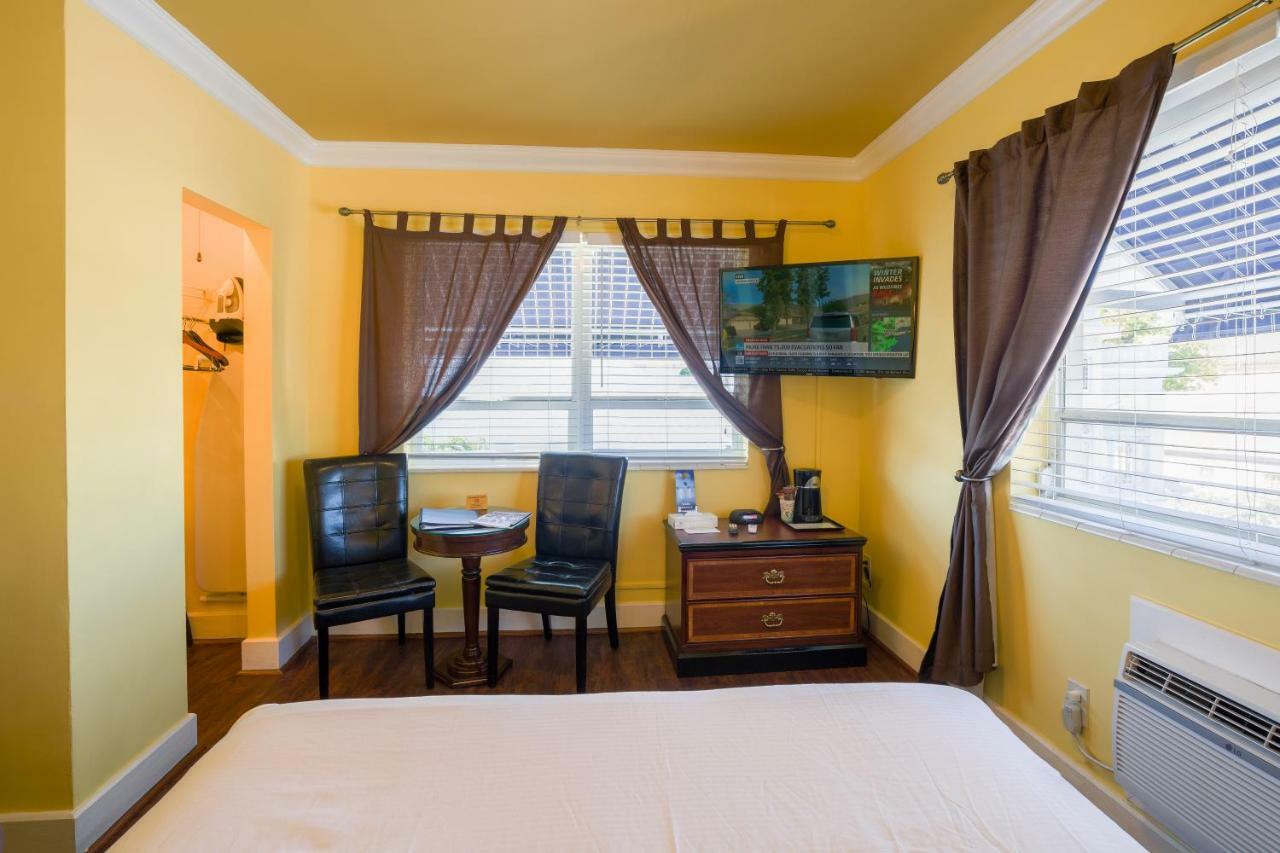 Queen Room