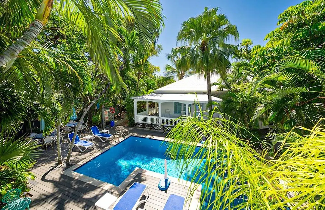 Papa'S Hideaway-1