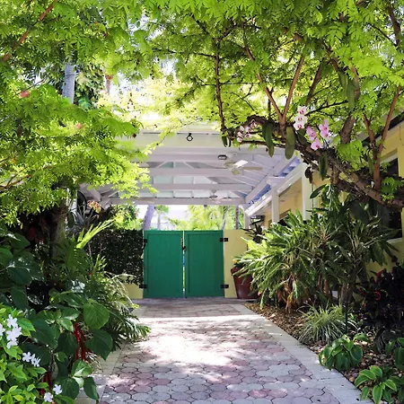 Almond Tree Inn - Adults Only-3
