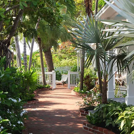 Lighthouse Hotel - Key West Historic Inns-3